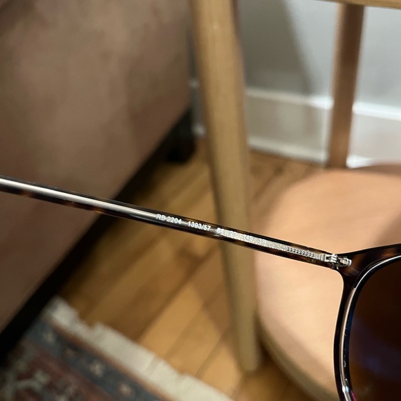 Ray Ban polarized RB2204 sunglasses - Picture 3 of 5